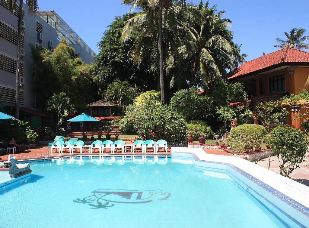 Puri Naga Beachfront Cottages Legian  Hotel
