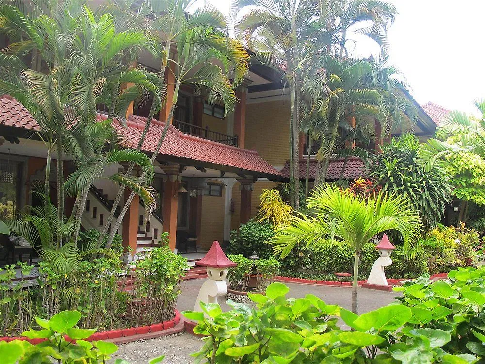 Hotel Puri Naga Beachfront Cottages Legian