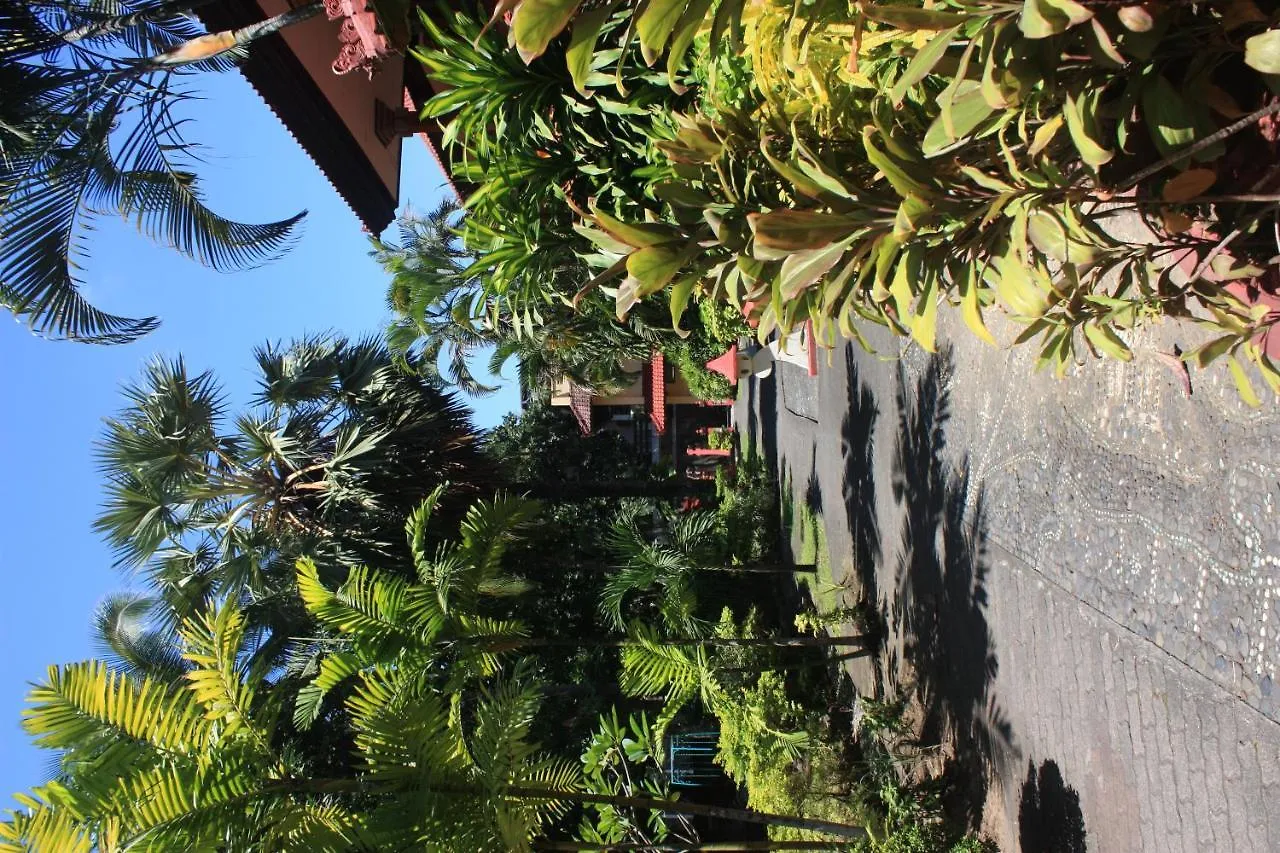 Puri Naga Beachfront Cottages Legian  Legian (Bali)