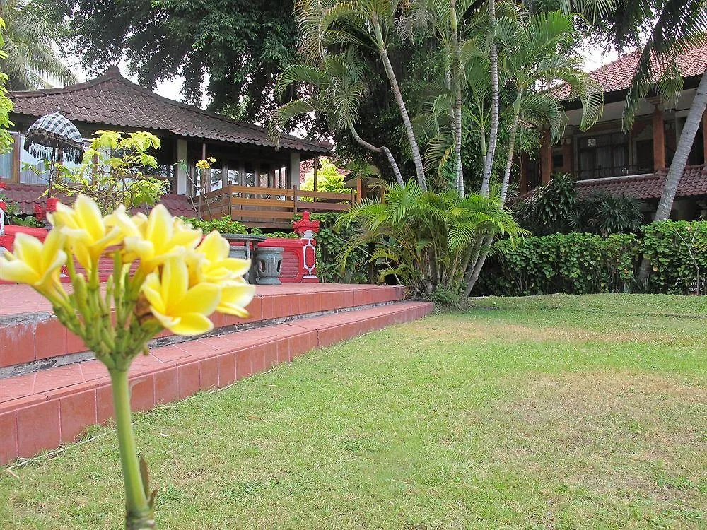 *** Szálloda Puri Naga Beachfront Cottages Legian Indonézia