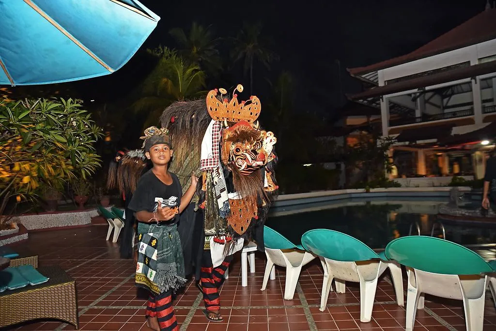 Szálloda Puri Naga Beachfront Cottages Legian